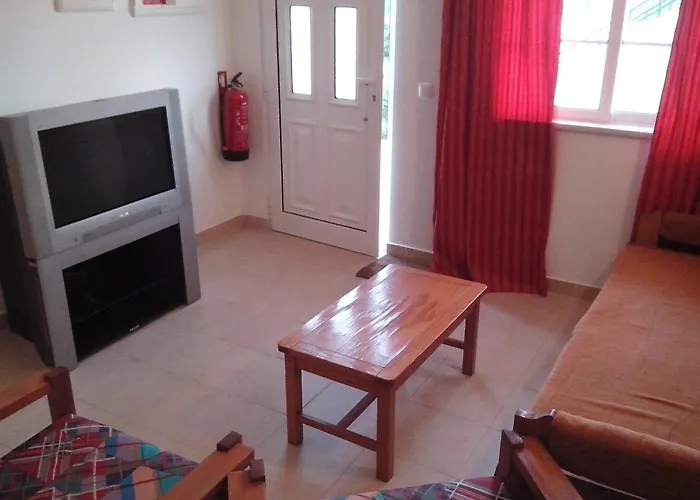 Mit Terrasse By Interhome Албуфейра